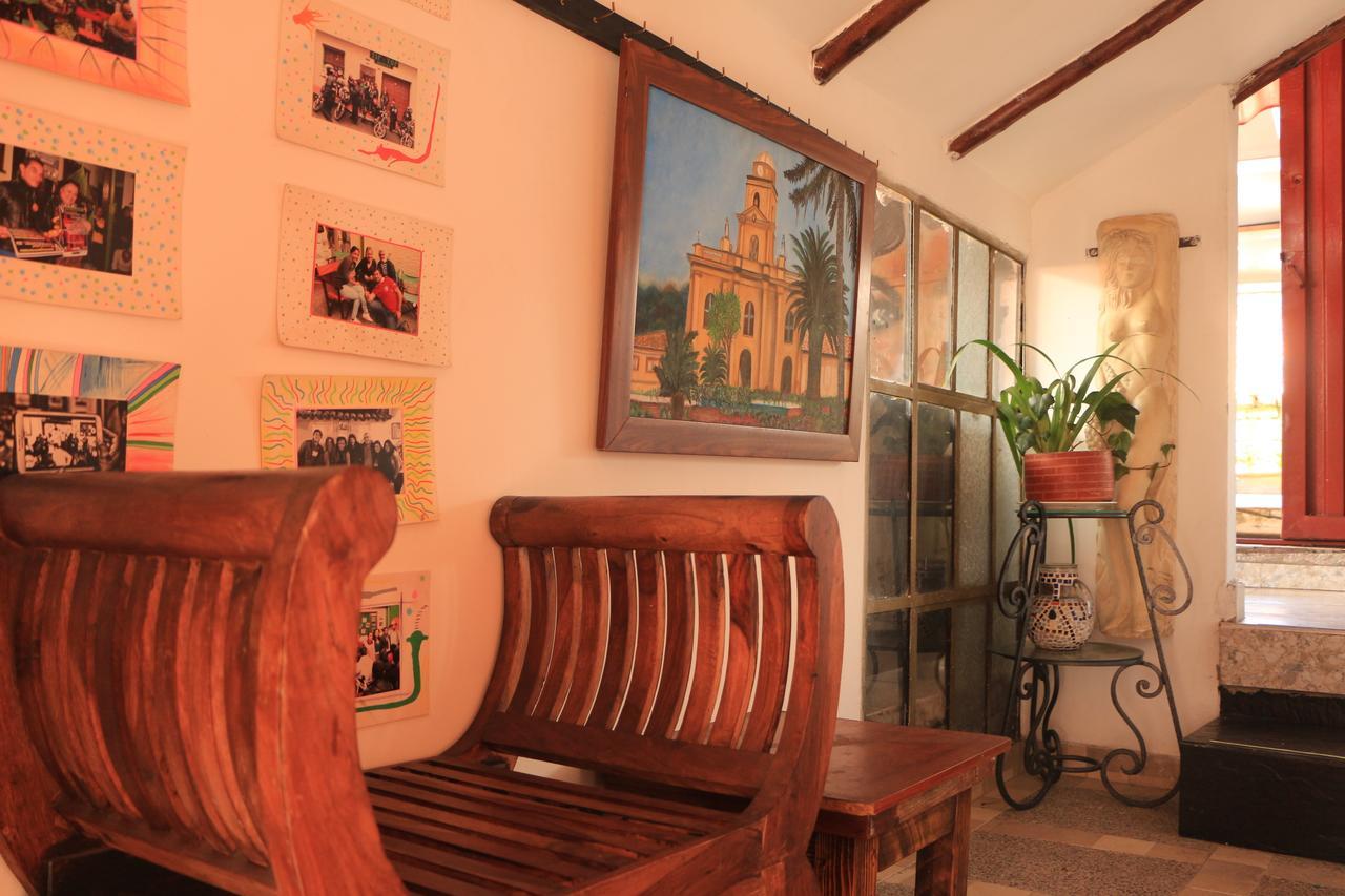 Tip Top Hostel Albergue *